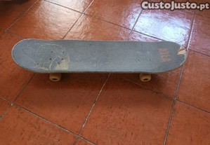 Skate da marca Area