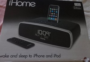 Rádio / Relógio despertador que carrega iphone