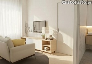 Apartamento T1 + Cave Utilizável No Centro De...