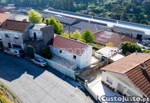 Moradia Individual Renovado Em Bairro - V. N....
