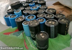 Condensadores Electroliticos de alta voltagem