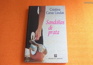 Sandálias de Prata - Cristina Caras Lindas
