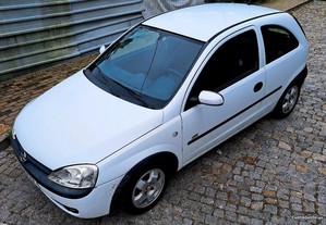 Opel Corsa 1.7 DTI Sport