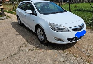 Opel Astra 5 lugares