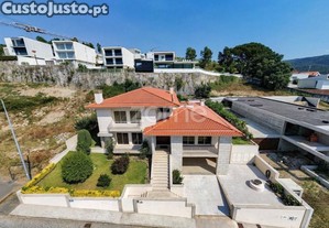Moradia Individual T5 Em Este S. Pedro - Braga!