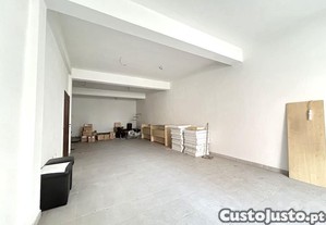 Loja / Estabelecimento Comercial em Loulé (São Clemente) de 71,00 m2