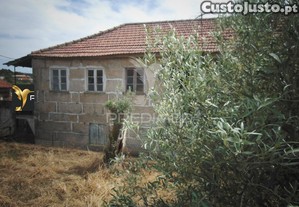 Casa de campo com terreno, para recuperar, a 9 kms de vila real