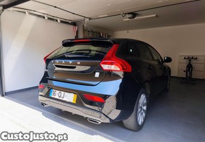 Volvo V40 2.0 D2 - 15