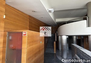 Loja no centro de Agueda (V822PV)