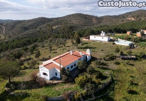 Monte  em Santa Clara-a-Velha, Odemira  