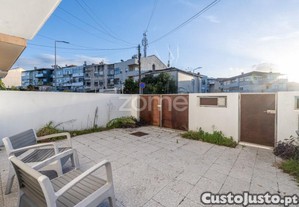 Moradia T6 Renovada Em Alojamento Local - São...