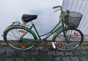 Bicicleta Pasteleira de Senhora, roda 26, marca ASV