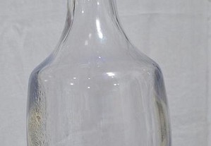 Garrafa licoreiro em cristal com rolha e base azul