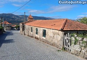 Moradia T5 Para Reabilitação Em Miomães, Resende