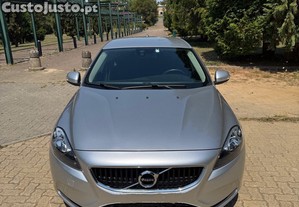 Volvo V40 D2 - 17