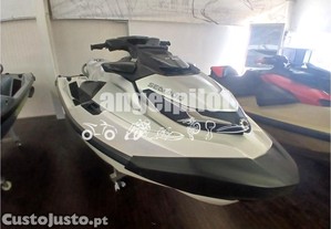 Sea-Doo GTX Limited 325 325 cavalos de pura adrenalina