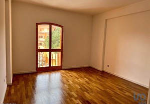 Apartamento T3 em Lisboa de 126,00 m²