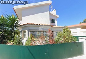 Moradia t4 com piscina em cascais estoril