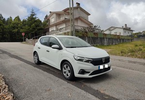 Dacia Sandero 1.0 Gasolina - SEMI-NOVO - 2.000 KM's
