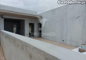 Moradia t4 térrea em construção - azeitão