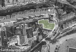 Terreno Urbano à em Algés com projeto aprovado
