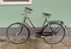 Bicicleta Classica antiga original com mudanças e cubos de cintas roda 28