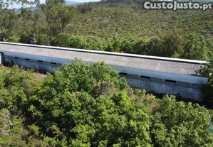 Armazém em Freixianda, Ribeira do Fárrio e Formiga