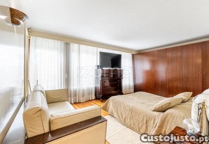 Moradia T4+1 Com Piscina Em Chaves