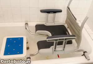 Cadeira de Banho Giratória Aquatec Sorrento + Banco Pouquíssimo uso