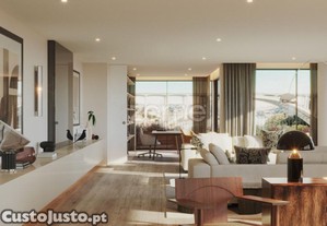 Apartamento Único No Porto, T3 C/ Mais De 400...