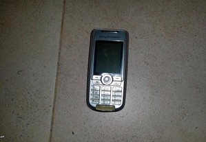 Telemóvel Sony Ericsson K700i