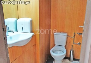 Loja Com Excelente Localização Junto Ao...