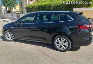 Renault Mégane Sport Tourer 1.5  dci com poucos kms
