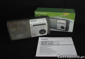 Rádio Portátil Sony ICF 303 FM/AM Completo com Caixa e Manual