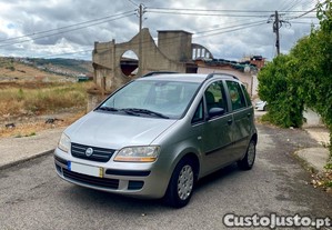 Fiat Ideia 1.2 16V econmico 