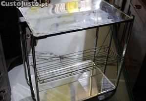 Expositor em Metal com Rodas