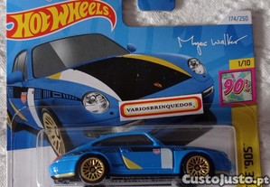 Porsche Carrera 96 Blue Magnus Walker Urban Outlaw Hotwheels
