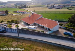 Moradia Individual T5 Em Outeiro Maior, Vila Do...