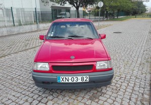 Opel Corsa sedan