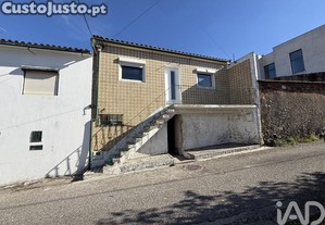 Casa / Villa T3 em Miranda do Corvo de 122 m²