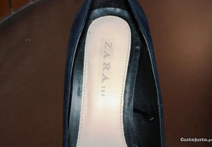 Sapatos em pele azuis da ZARA como novos T.37