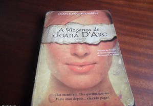 "A Vingança de Joana D'Arc" de Maria E Cruz Varela