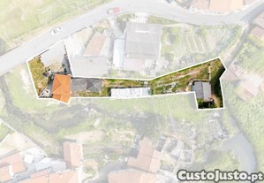 Moradia T2 Junto Ao Rio Em Fermentões, Guimarães