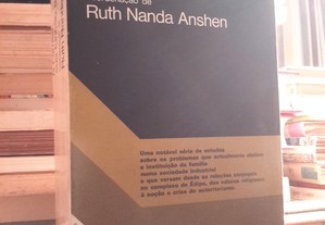 Ruth N. Anshen - A Família: sua função e destino