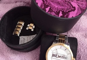 Relógio de senhora, feminino, elegante e com requinte - da marca Just Cavalli