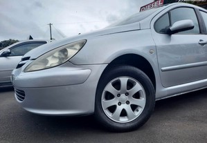 Peugeot 307 1.4 HDI Exclusive - 04