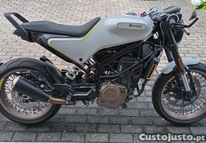 Husqvarna Vitpilen 401 - 23000 Km - Impecável! - 18
