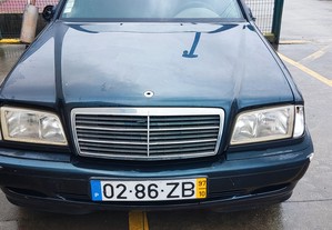 Mercedes C220 '97 (W202) Para Peças