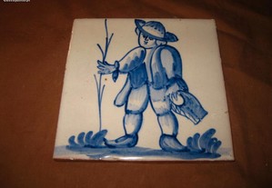 Antigo azulejo pescador séc 19