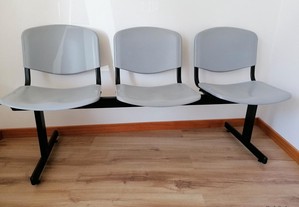 Conjunto de cadeiras para sala de espera